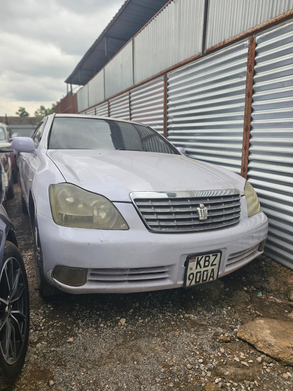 TOYOTA CROWN